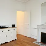 Beautiful Apartment Near The Eiffel Tower